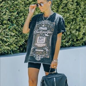 ⭐️VICI CHAMPAGNE BLANC COTTON RELAXED TEE SOLD OUT